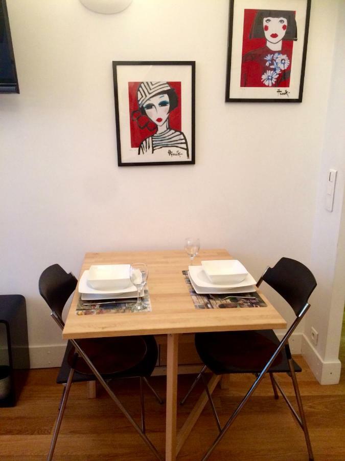 2 Bedroom Funky Apartment In The Heart Of The Old Town Of Antibes Zewnętrze zdjęcie